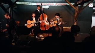 Quinn Bachand\'s Brishen @ Club Banana Peel, Belgium -  Annie\'s Waltz and Grannie Swing