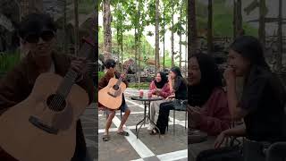 Download lagu Ngeprank cewek pakai musik #aliabdulaziz #berandayt mp3