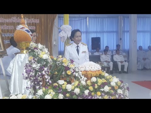 หน้าอกครีม Burenka เส้นรอบวงขนาดใหญ่หน้าอกเล็ก