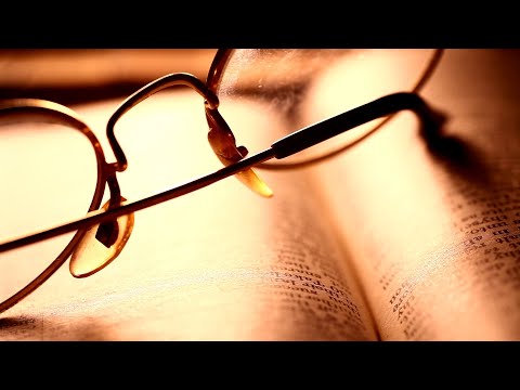 Fülszövegelő – Rácz András