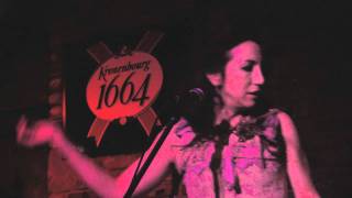 Madame Pamita (Presentation 02) Live at Taix