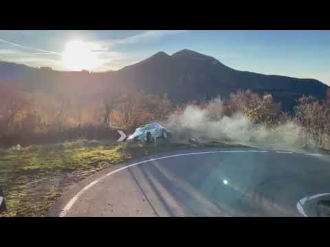 incidente crash SKODA Fabia Evo  MAURO MIELE WRC3 SAN FERMO 2021 perde la ruota