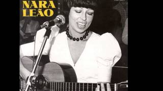 Retrato em Branco e Preto - Nara Leão