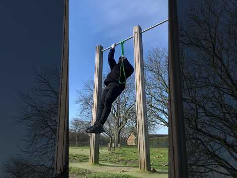 ONE ARM PULL UP (BANDS) #calisthenics #motivation #exercise #bodyweight #shorts