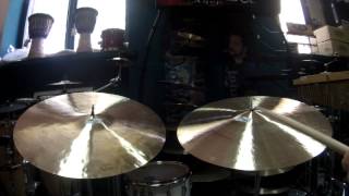 Video thumbnail for Dream Vintage Bliss Crash/ride 20" vs Turkish Millennium ride 20" drumshop.pl by Avant Drum Shop