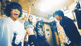 Cover art for バズらせない天才