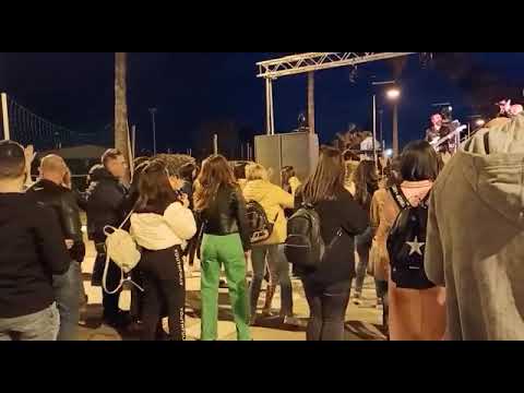 Vasto Marina gremita con il Food Festival e gli Arditi Instabili