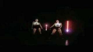 Lloro Y Lloro - Xtreme [Official Video]