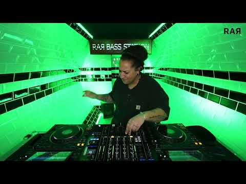 MAMEEL / 133 BPM - BASS STATION 2 - 051 / RAW TECHNO