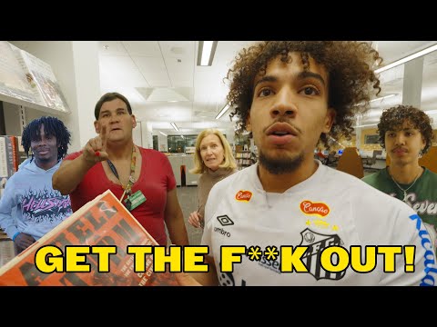 Screaming In Library Prank !