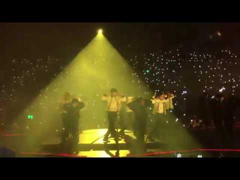 [FANCAM] 180603 EXO PLANET #4 - The EℓyXiOn - in HONG KONG DAY 2 EXO GROWL