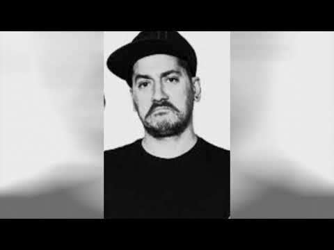 Zoo di 105 del 17/03/16 - dona e la tesi di pecora