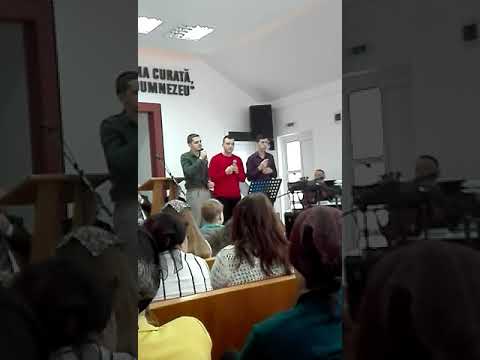 PAUL   SI PRIETENI LA BIS DIN URIU