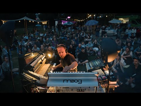 Faux Tales - Beacon (Live At Parkonia 2025)