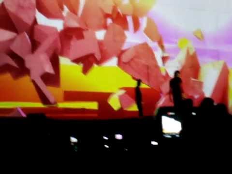 Roger Waters - Comfortably Numb - The Wall São Paulo Morumbi 01/04/2012