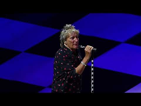 Rod Stewart - You Wear It Well/Rollin' and Tumblin' (w/ Cyndi Lauper) - Orlando 2018 - HD