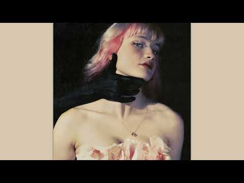 Ella Red - Always the Artist