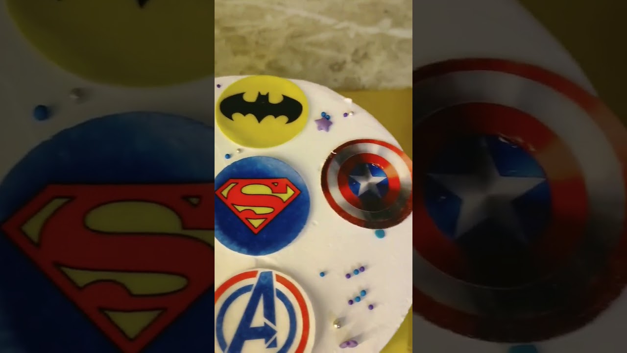 Super heroes theme cake #chocolatecake #trending #superhero #shortvideo
