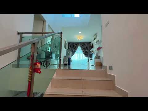 Elaine Ding Property Tour