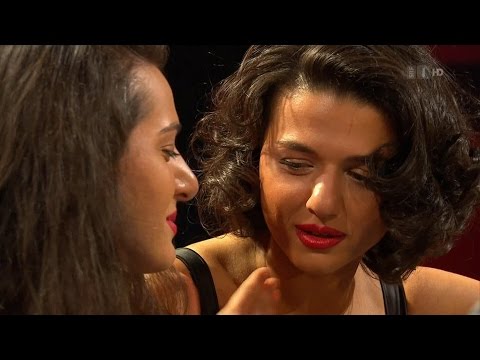 Khatia und Gvantsa Buniaishvili: Astor Piazzolla, Libertango vierhändig