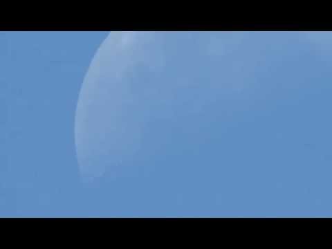 Canon Powershot Zoom Moon