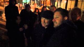 ROBIN WILLIAMS SIGNS AUTOGRAPHS FOR TORONTO FANS