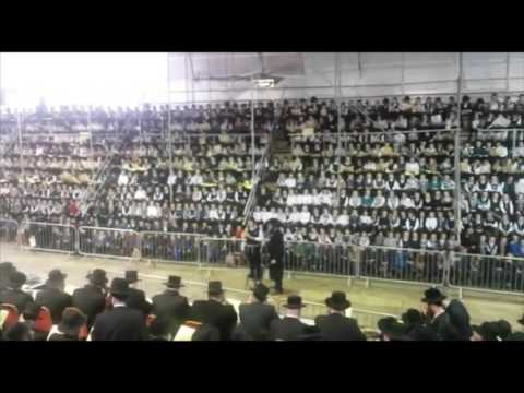 Satmar London Nesiah 5776 - Kabulas Punim By Children