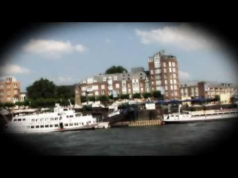 Tom Fox und die Schwestern mit Piraten