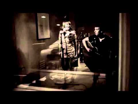 when love comes around (subtitulada)- College 11