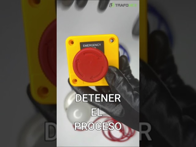 Vídeo relacionado con PATKAW Caja de Estación de Plástico para Fábricas y Laboratorios de Pulsadores Botón de Emergencia Momentáneo Función de Corte de Energía de Emergencia