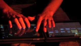 Video thumbnail for GRIP Grain Cloud Synth for NI Reaktor -- live demo by Uwe G. Hoenig