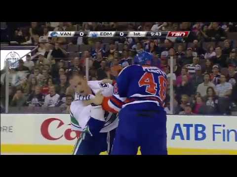 Sep.22/2011 Canucks - Oilers