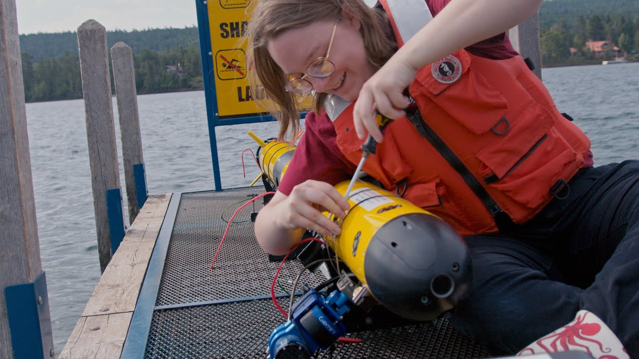 Intern spotlight: Coding for underwater robotics