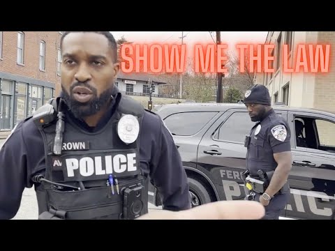 Officers Think Recording On Public Sidewalk Is Illegal 