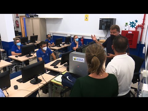 10 desempleados se forman en Microinformática en  “Et Formem La Favara” durante un año