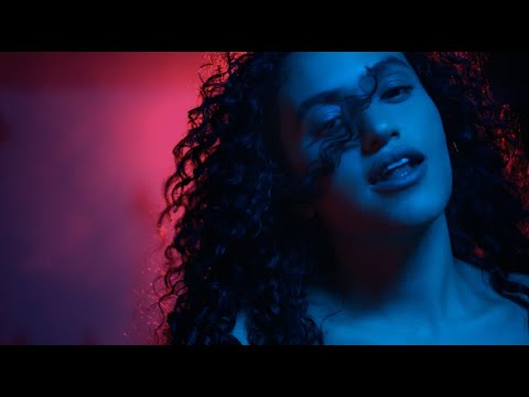 Empress Of - Femenine (Official Music Video)