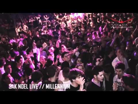 19.11.2011 - SAK NOEL (Loca People [What The F**k!]) + bunkerGOA