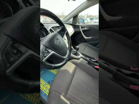 фото opel astra j 0