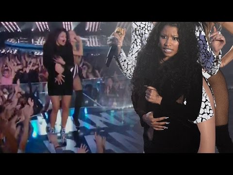 Nicki Minaj Wardrobe Malfunction At 2014 Mtv Vmas Video