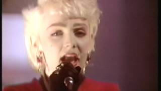 The Primitives Out Of Reach Top Of The Pops 05/05/88