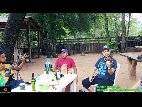 Germán Cassal y el Negro Palma guitarreada chaqueña interpretando la chacarera Marca Borrada.