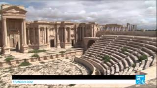 Syria: Islamic State group &#39;blows up Palmyra temple&#39;