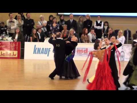 Latvian Standart Championship 2011 Jurijs Nadiradze - Linda Lāriņa 1.4fin waltz.wmv