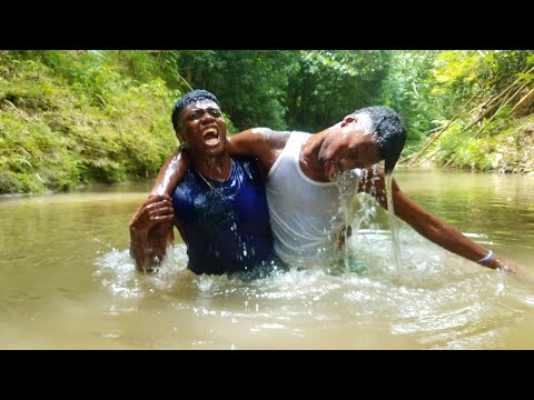 Lifesaver [ Fry Irish Comedy ]