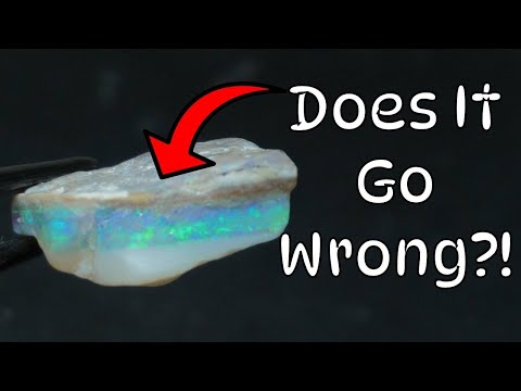 Cutting ELECTRIC rough opal *mother nature strikes!*