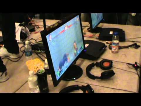 Daigo "The Beast" Umehara is very Pleased. He smiled at me! Ft. JWong and Floe