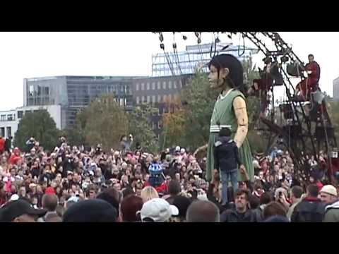 Die Riesen verlassen Berlin