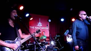 The Christians - Born Again (Live at The Half Moon, London)