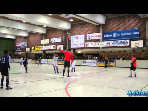 Spielszenen - HSV - Schalke 04 (U12 - D-Jugend - Hallentunier) | ELBKICK.TV