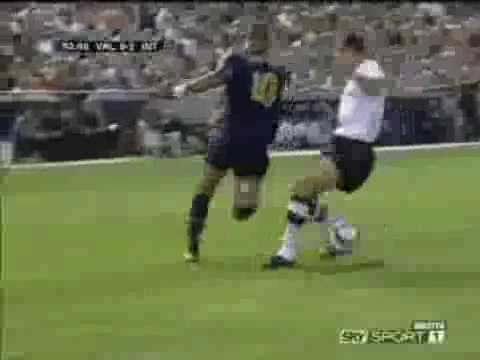 Adriano vs Valencia